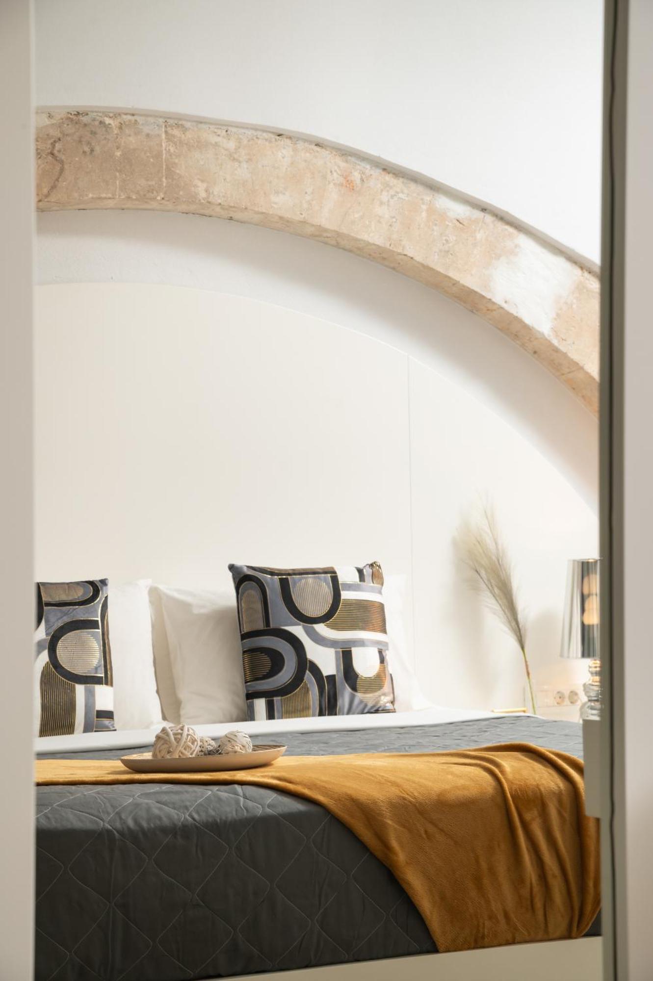 Elia Portou Luxury Residence ハニア エクステリア 写真